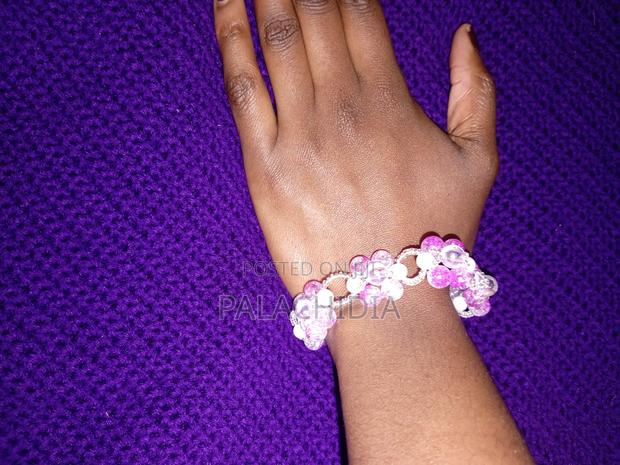 Elastic Daisy Flower Bracelets - thumbnail 5