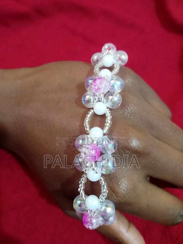 Elastic Daisy Flower Bracelets - thumbnail 6
