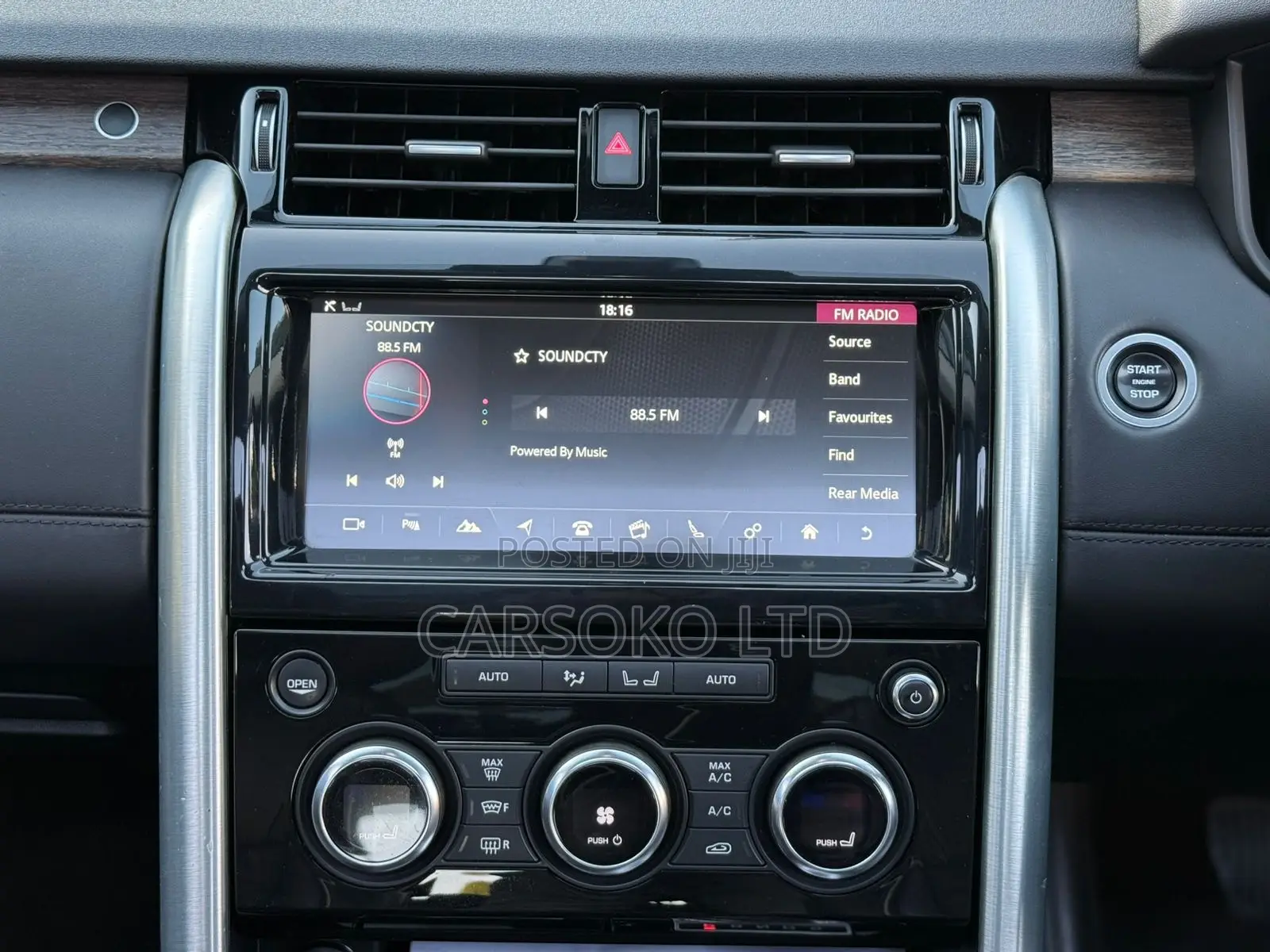 Land Rover Discovery 2017 Blue