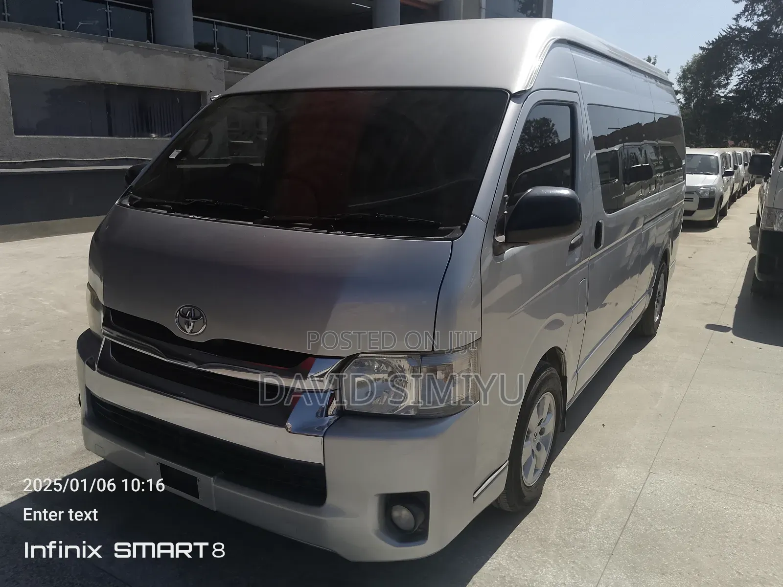 Toyota HiAce 2017 Silver