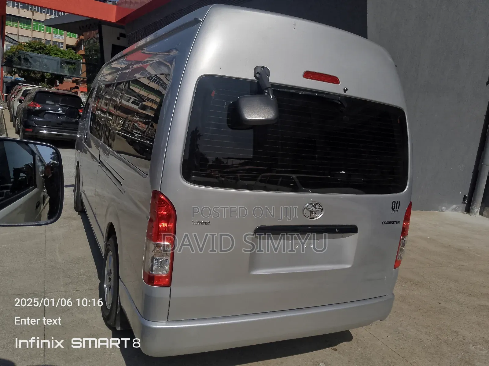 Toyota HiAce 2017 Silver