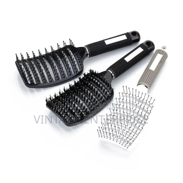 Curved Vented Professional Detangling Comb - thumbnail 2