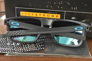 Oakley Sylas Prizm Sapphire Polarzed Lenses Black Frame