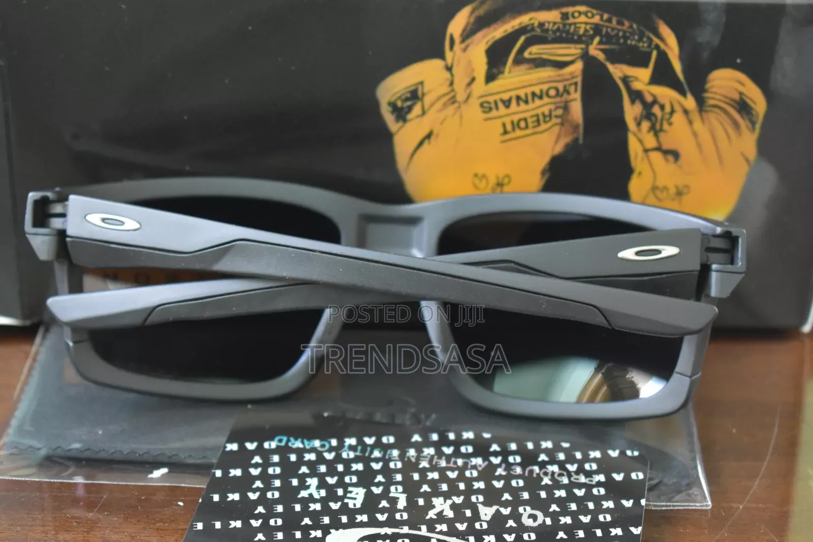 Oakley Sylas Prizm Sapphire Polarzed Lenses Black Frame