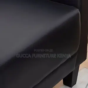 Sofas:5-Seater Trendy Lumber Executive Leather Office Sofa