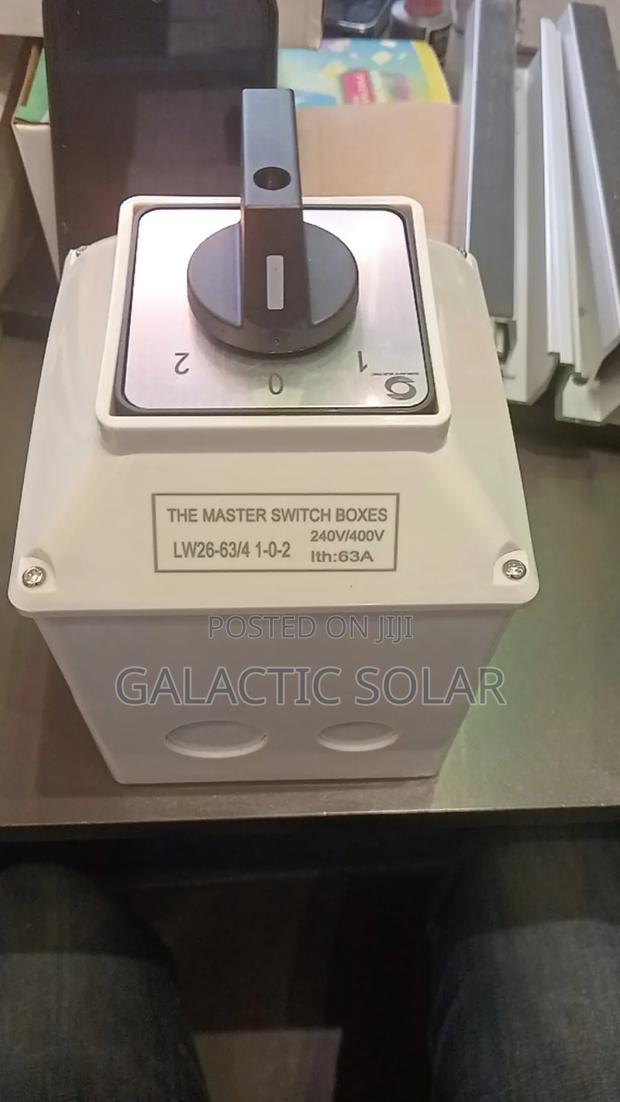 4pole Manual Change Over Switch 63a