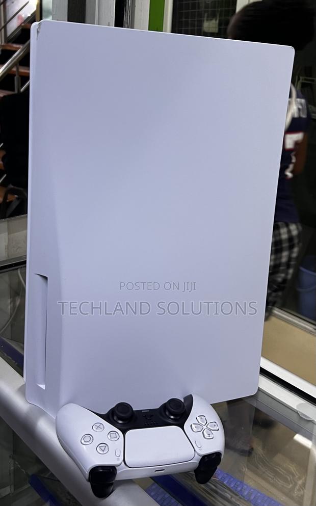 Ps 5 Standard Used - thumbnail 3