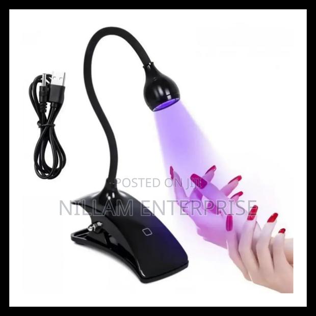 Portable UV Nail Polish Lamp