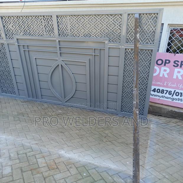Main Entry Sliding Gate - thumbnail 2