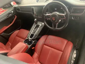 Porsche Macan Base 2017 Ivory