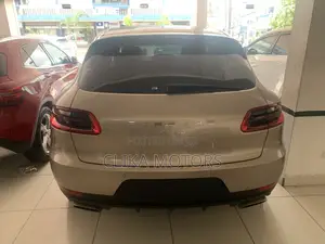 Porsche Macan Base 2017 Ivory