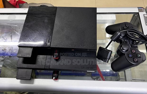 Sony Playstation 2 Machine - thumbnail 5
