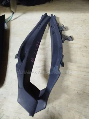 Nisssan Sylphy Windscreen Finishers