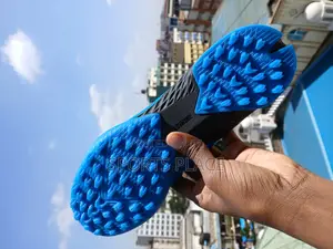 New Crazyfast TF Artificial Grass Soocer Football Shoes