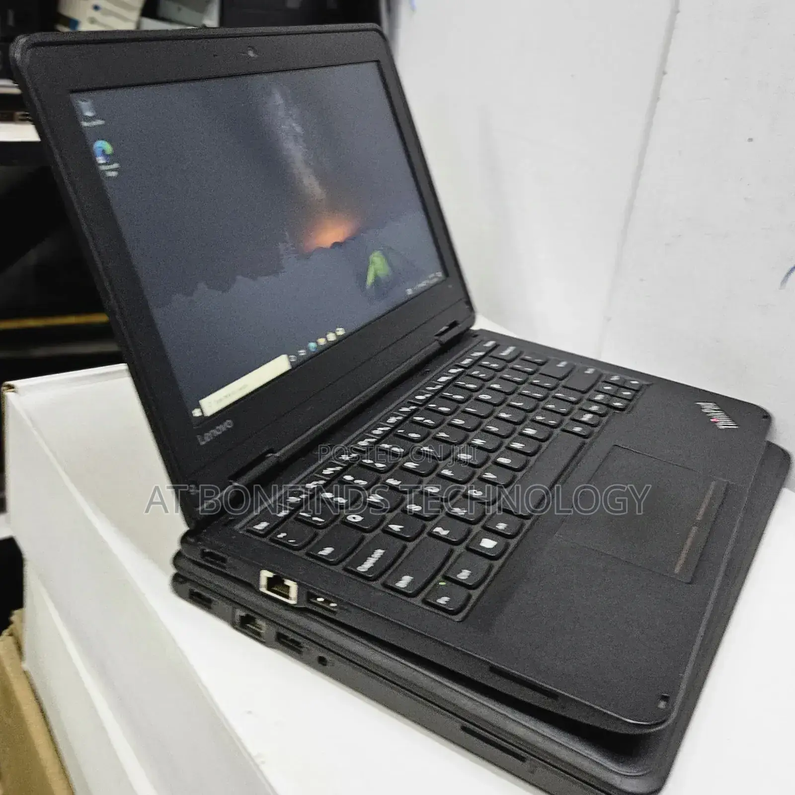 Laptop Lenovo Yoga 11e 4GB Intel Celeron SSD 128GB