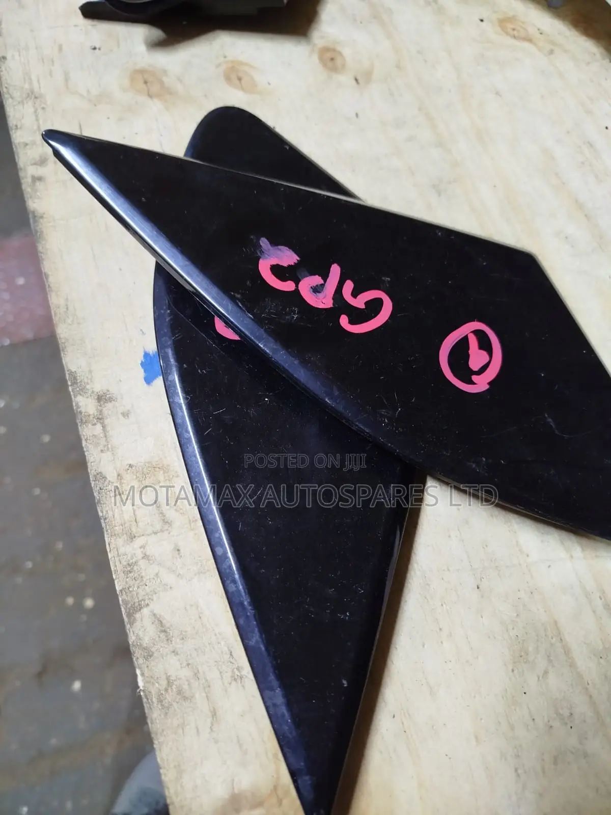 Honda Fit GP2 Wing Finishers