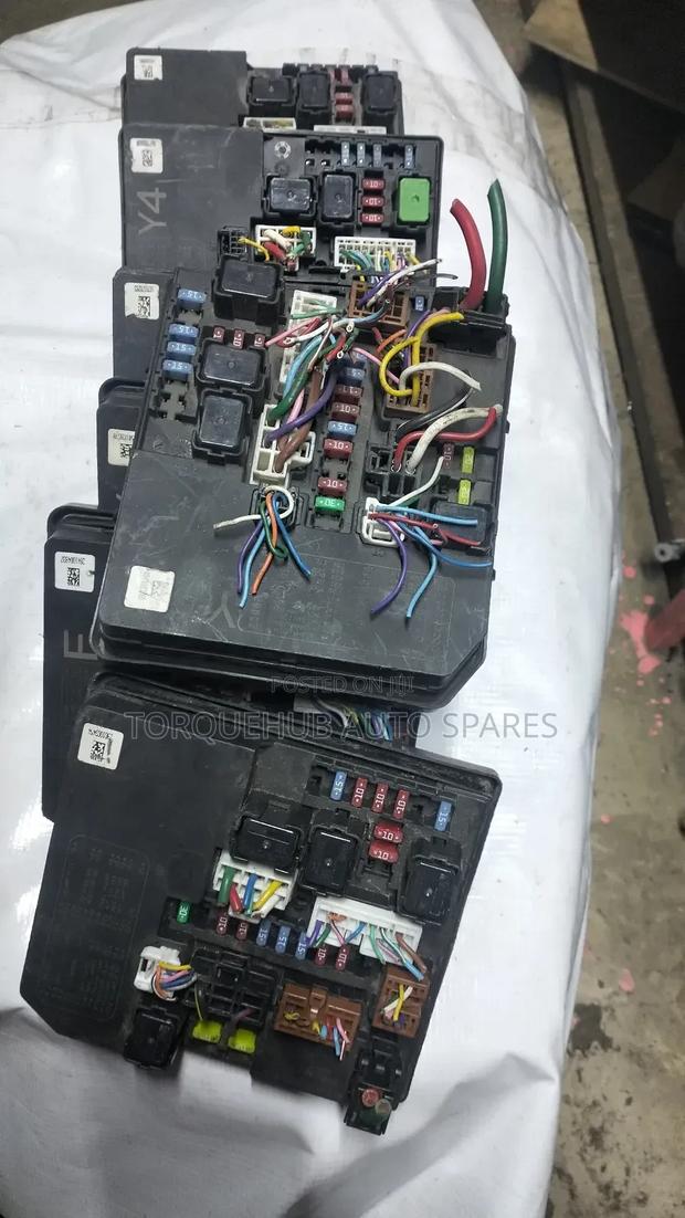 Nissan AD/Note E12/March Fusebox - thumbnail 3