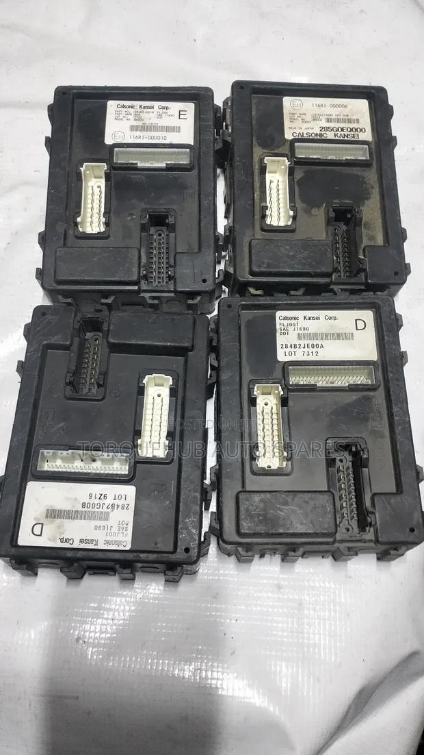 X-Trail T31 Body Control Module - main view