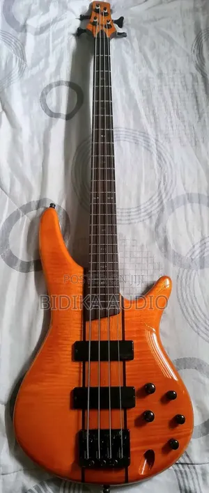 Ibanez Active 4 Strings Bass Guitar
