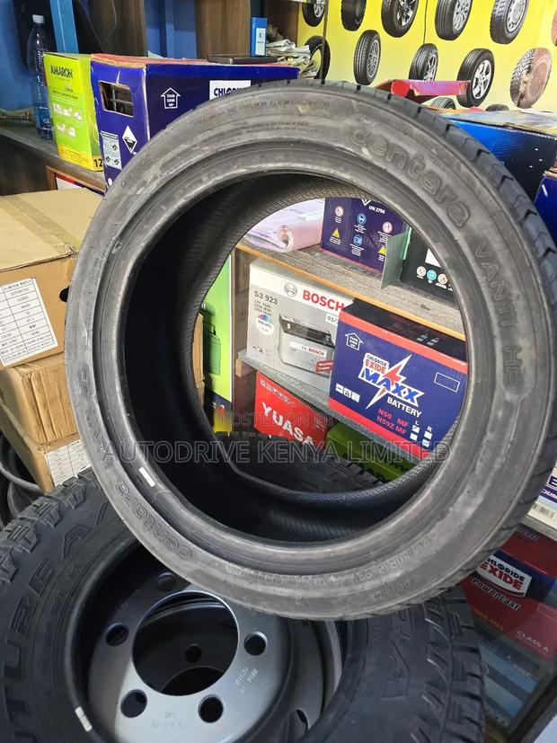 215/50r18 Centara Tyre - thumbnail 3