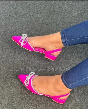 Closed Multicolored Flats Shoes
