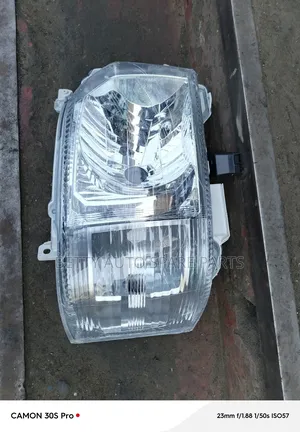 Toyota Hiace 7 L Headlights New Model