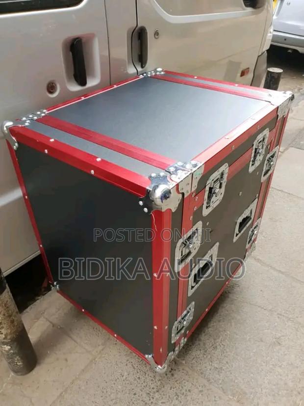 Amplifier Rack - main view