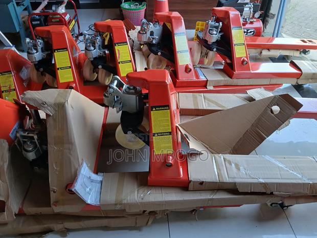 Hydraulic Pallet Truck .( Widebase ) - thumbnail 4
