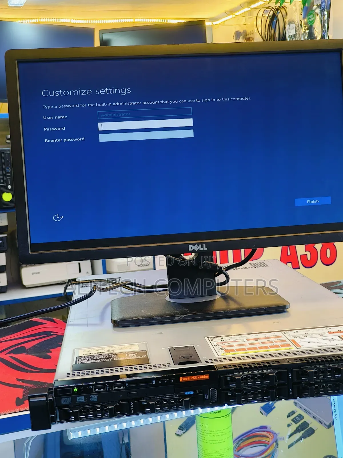 Server Dell Poweredge R630 64GB Intel Xeon SSHD (Hybrid) 1.5T