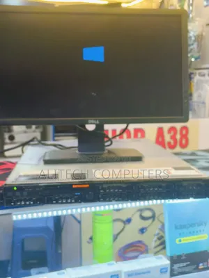 Server Dell Poweredge R630 64GB Intel Xeon SSHD (Hybrid) 1.5T