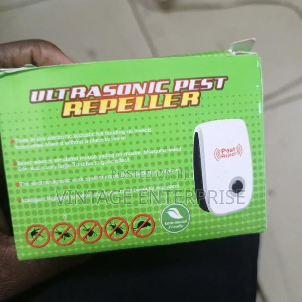 Ultrasonic Pest Repellent - thumbnail 3