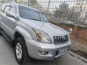 Toyota Land Cruiser Prado 2011 Silver