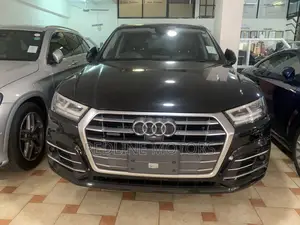 Audi Q5 2.0T Premium AWD quattro 2017 Black