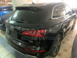 Audi Q5 2.0T Premium AWD quattro 2017 Black