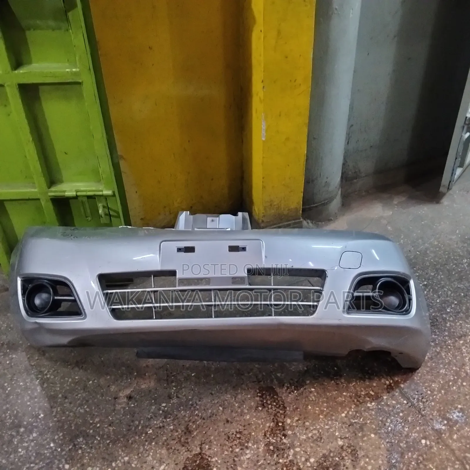 Nissan Note E11, /2008/2011 Front Bumper With Fog Covers