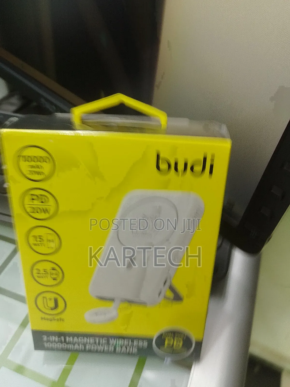 Budi 20W 15W 10,000mah 2-in-1 Magnetic Wireless Power Bank