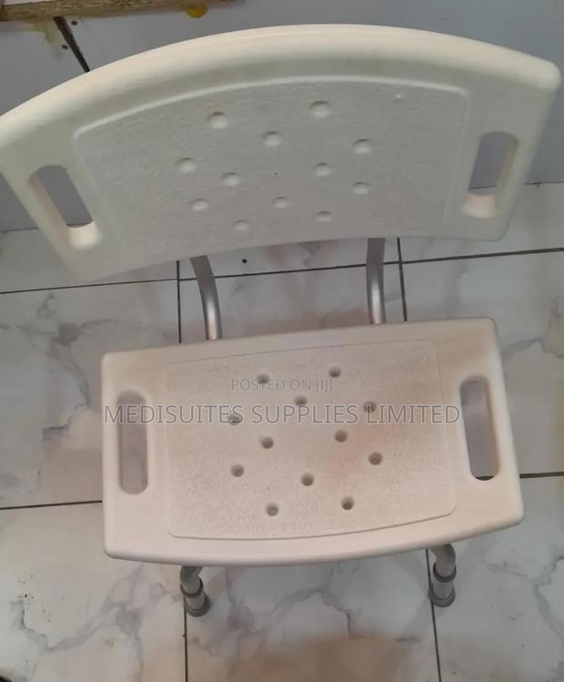 Shower Chair Without Handles - main view
