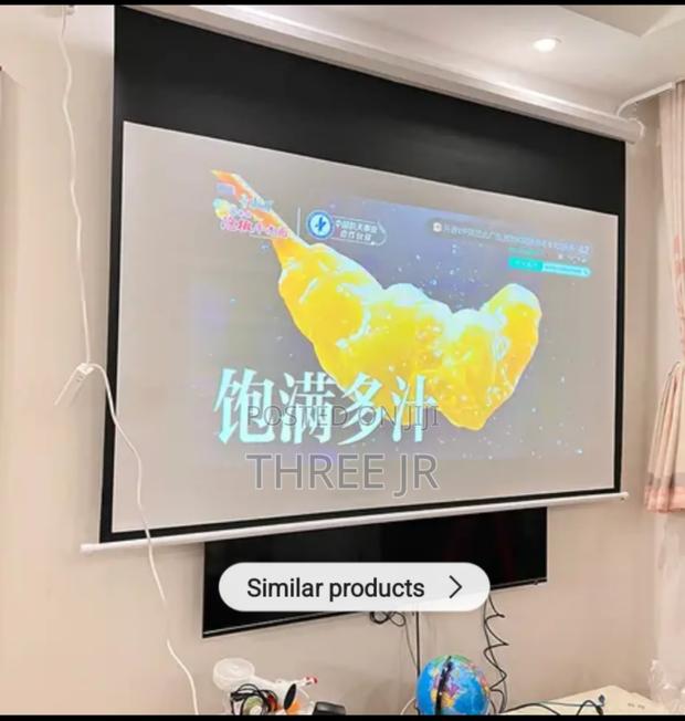 Remote Controlled Easy to Use Projector Screen - thumbnail 4