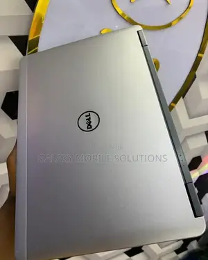Laptop Dell Latitude E7240 8GB Intel Core I7 SSD 256GB