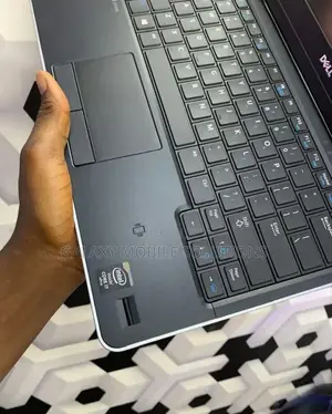 Laptop Dell Latitude E7240 8GB Intel Core I7 SSD 256GB