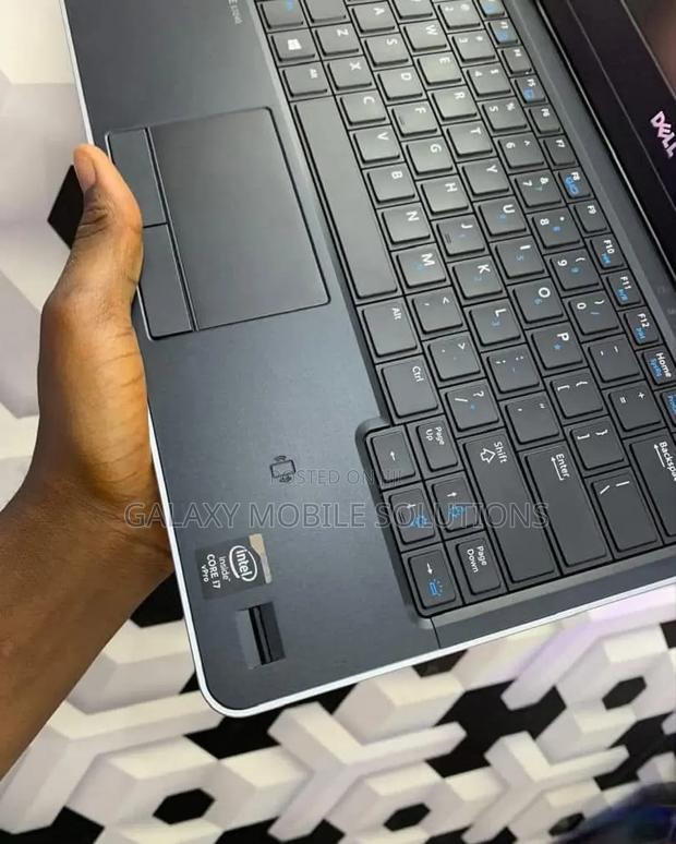 Laptop Dell Latitude E7240 8GB Intel Core I7 SSD 256GB - thumbnail 4