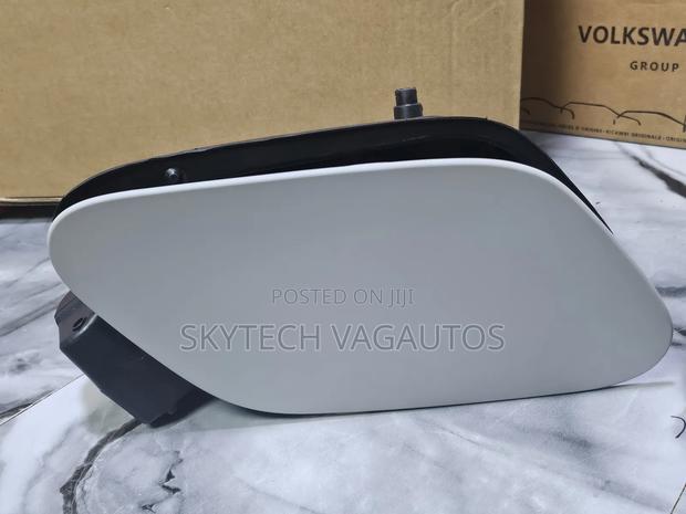 Golf Mk7 Fuel Flap - thumbnail 2