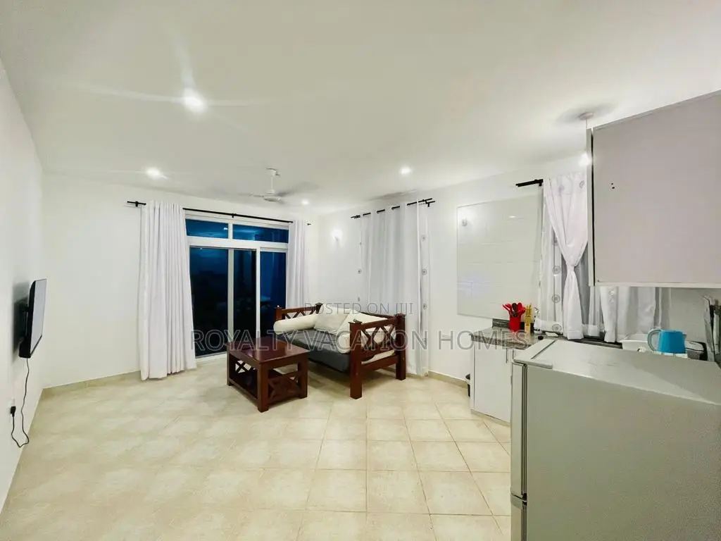 Kijani Holiday Home: 1bedroom Beach Retreat in Malindi