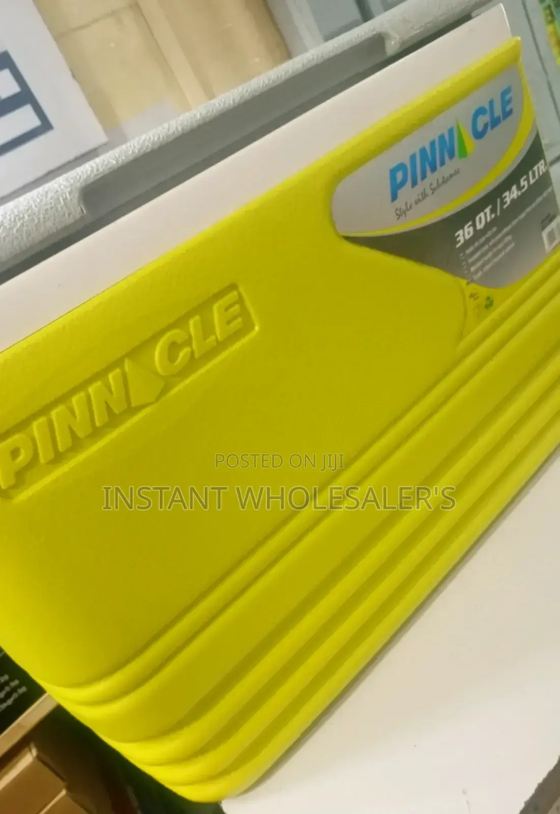 34 Litres Pinnacle Cooler Boxes
