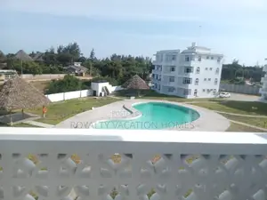 Malindi 2-Bedroom Apartment Beach Getaway in Kijani
