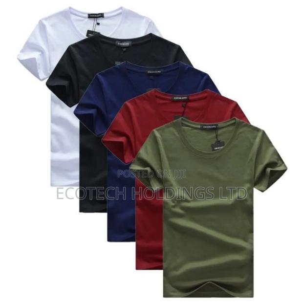Unique Plain Round Neck T Shirt Medium Size Hf8ky - main view