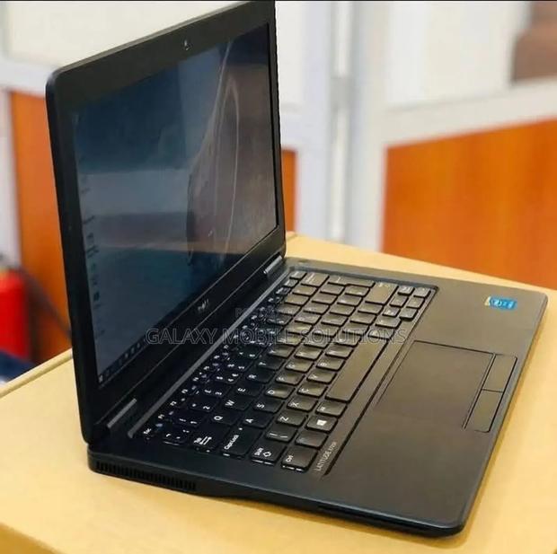 Laptop Dell Latitude 12 E7250 8GB Intel Core I5 SSD 256GB - main view