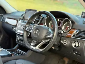 Mercedes-Benz GLS-Class 2018 White