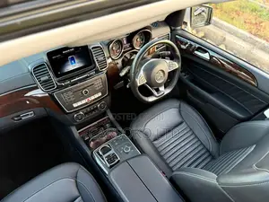 Mercedes-Benz GLS-Class 2018 White