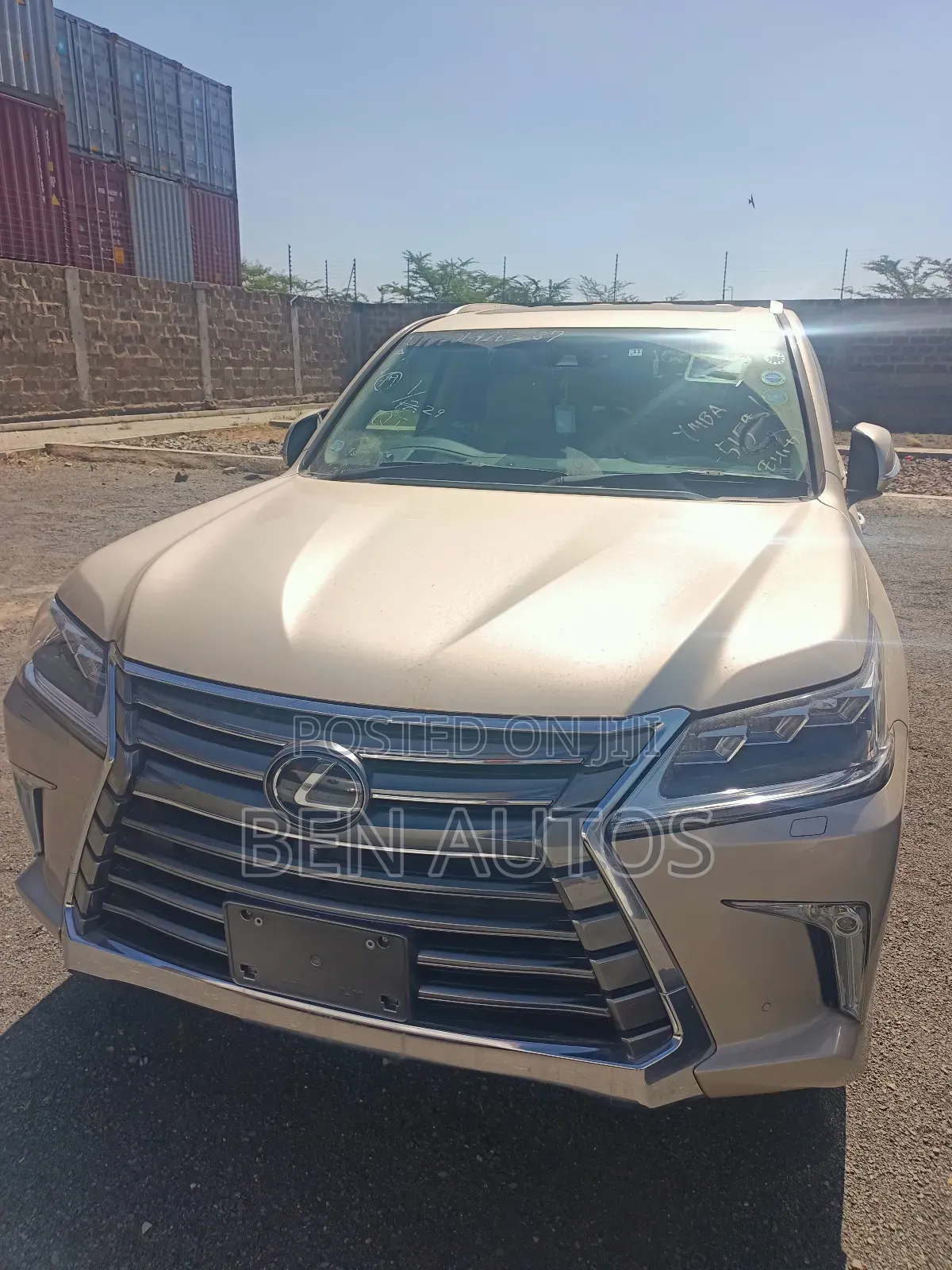 Lexus LX 570 (5 seats) AWD 2017 Brown